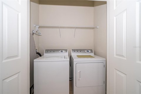 Condo in Orlando, Florida, 2 bedrooms  № 2218546 - photo 30