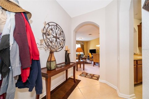 Condo in Orlando, Florida, 2 bedrooms  № 2218546 - photo 16