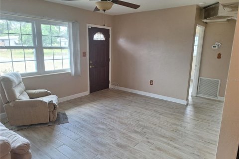 House in Seminole, Florida 3 bedrooms, 83.05 sq.m. № 2094379 - photo 5