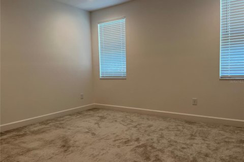 House in Wesley Chapel, Florida 5 bedrooms, 418.15 sq.m. № 1637543 - photo 10