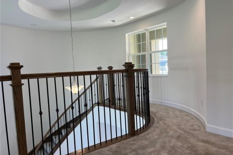House in Wesley Chapel, Florida 5 bedrooms, 418.15 sq.m. № 1637543 - photo 9