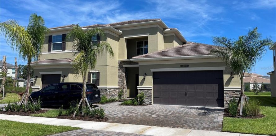 House in Wesley Chapel, Florida 5 bedrooms, 418.15 sq.m. № 1637543