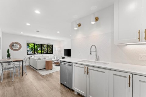 Copropriété à vendre à Delray Beach, Floride: 2 chambres, 98.85 m2 № 2077830 - photo 4