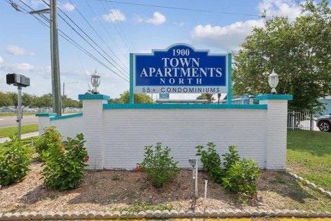 Condo in Saint Petersburg, Florida, 2 bedrooms  № 1810926 - photo 25