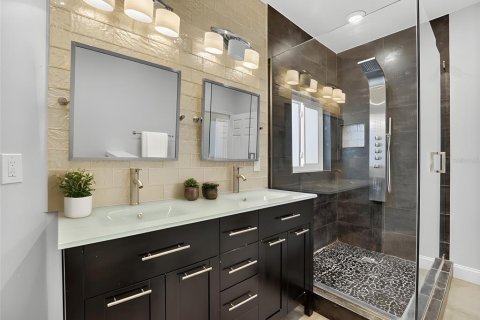 Купить таунхаус в Сент-Пит-Бич, Флорида 3 комнаты, 211.35м2, № 2092818 - фото 14