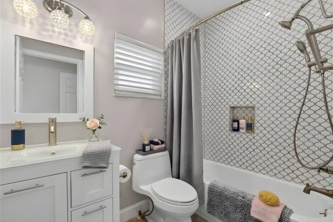 Купить таунхаус в Сент-Пит-Бич, Флорида 3 комнаты, 211.35м2, № 2092818 - фото 17