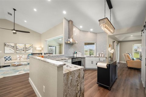 Villa ou maison à vendre à Punta Gorda, Floride: 3 chambres, 210.61 m2 № 2141889 - photo 8