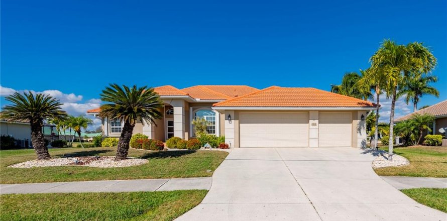 Villa ou maison à Punta Gorda, Floride 3 chambres, 210.61 m2 № 2141889