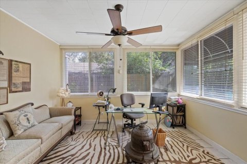 House in Tampa, Florida 3 bedrooms, 167.6 sq.m. № 2197759 - photo 17