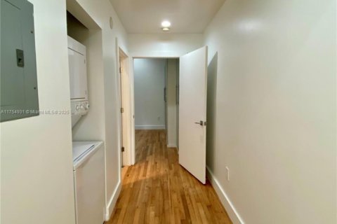 Купить кондоминиум в Майами-Бич, Флорида 1 спальня, 60.39м2, № 1958285 - фото 5