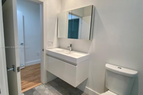 Купить кондоминиум в Майами-Бич, Флорида 1 спальня, 60.39м2, № 1958285 - фото 17