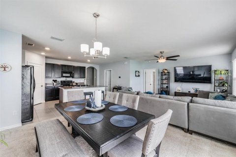 Casa en venta en Riverview, Florida, 4 dormitorios, 164.53 m2 № 1903683 - foto 9