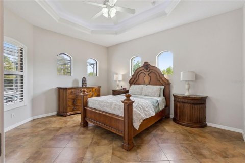 House in Groveland, Florida 3 bedrooms, 308.9 sq.m. № 2212816 - photo 23