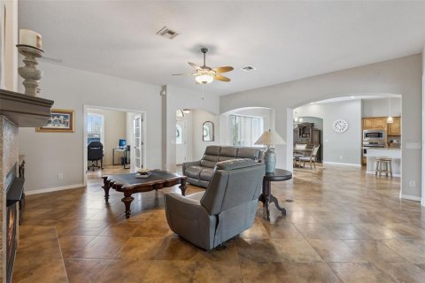 House in Groveland, Florida 3 bedrooms, 308.9 sq.m. № 2212816 - photo 5