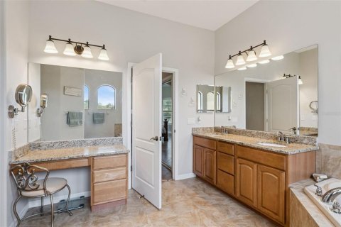 House in Groveland, Florida 3 bedrooms, 308.9 sq.m. № 2212816 - photo 21