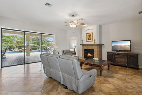 House in Groveland, Florida 3 bedrooms, 308.9 sq.m. № 2212816 - photo 7