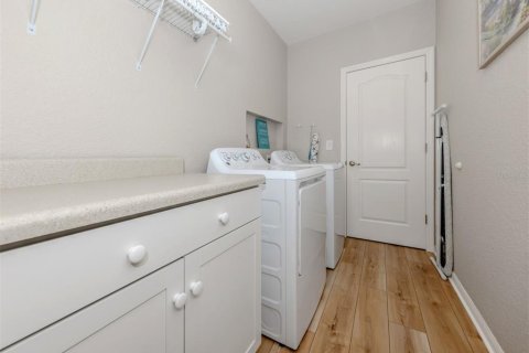 Купить виллу или дом в Венеция, Флорида 6 комнат, 133.69м2, № 1907722 - фото 27