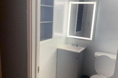 Duplex à vendre à Bushnell, Floride: 5 chambres, 240.06 m2 № 1720028 - photo 7