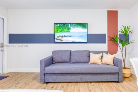 Commercial property in Fort Lauderdale, Florida № 1867555 - photo 29
