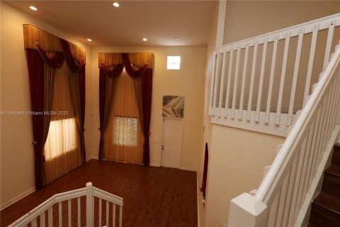 Villa ou maison à vendre à Miami Gardens, Floride: 6 chambres, 313.92 m2 № 1979209 - photo 19