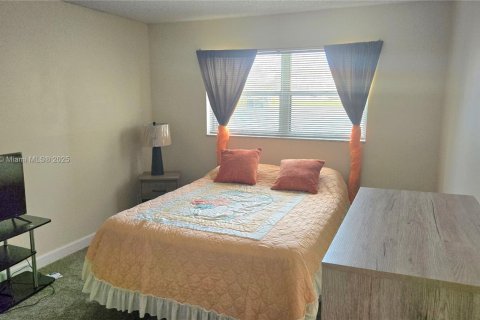 Condo in Sunrise, Florida, 1 bedroom  № 1809231 - photo 14