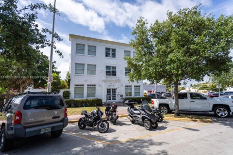 Appartement à louer à Miami Beach, Floride: 46.45 m2 № 1965268 - photo 2