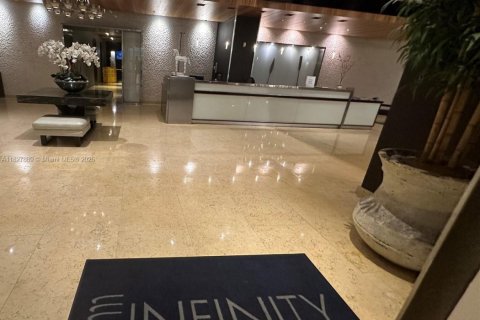 Copropriété à vendre à Miami, Floride: 2 chambres, 136.75 m2 № 1801167 - photo 3
