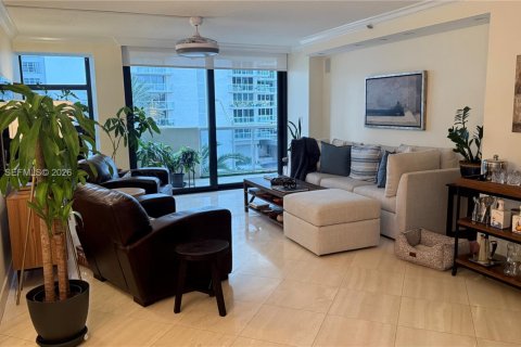 Condominio en venta en Miami Beach, Florida, 2 dormitorios, 126.35 m2 № 2009948 - foto 14