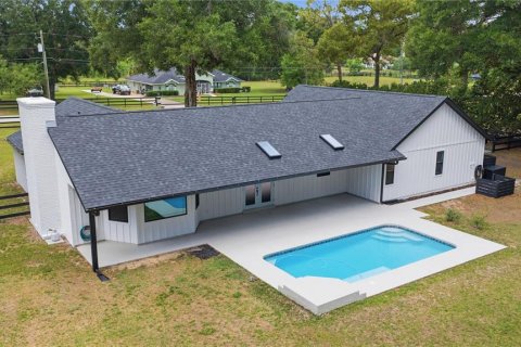 Villa ou maison à Ocala, Floride 4 chambres, 208.47 m2 № 2095628