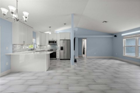 Casa en alquiler en Wesley Chapel, Florida, 3 dormitorios, 112.04 m2 № 1913559 - foto 10