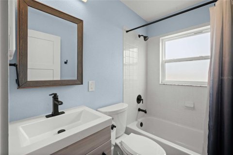 Casa en alquiler en Wesley Chapel, Florida, 3 dormitorios, 112.04 m2 № 1913559 - foto 22