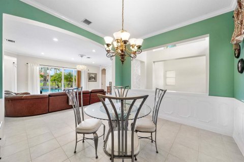 Villa ou maison à vendre à Lake Worth, Floride: 5 chambres, 320.61 m2 № 2293899 - photo 16
