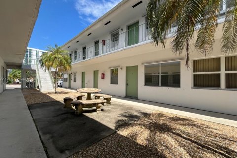Copropriété à vendre à Hollywood, Floride: 1 chambre, 51.1 m2 № 2153322 - photo 8