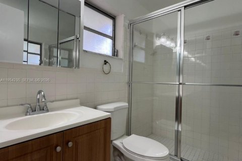 Copropriété à vendre à Hollywood, Floride: 1 chambre, 51.1 m2 № 2153322 - photo 3