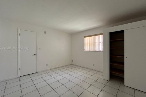 Copropriété à vendre à Hollywood, Floride: 1 chambre, 51.1 m2 № 2153322 - photo 10