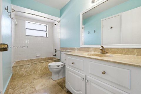 Купить таунхаус в Майами, Флорида 2 спальни, 114.27м2, № 2049646 - фото 16