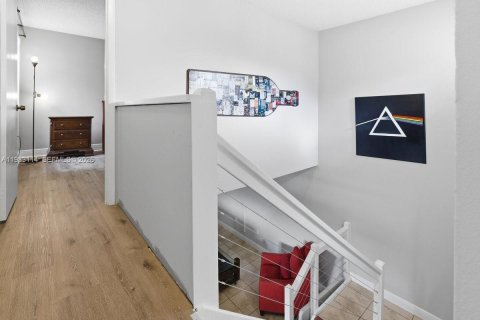 Купить таунхаус в Майами, Флорида 2 спальни, 114.27м2, № 2049646 - фото 14