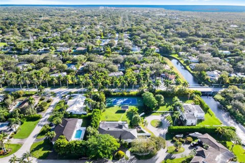 Villa ou maison à vendre à Palmetto Bay, Floride: 5 chambres, 303.42 m2 № 2048934 - photo 23
