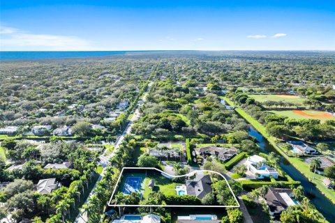 Villa ou maison à vendre à Palmetto Bay, Floride: 5 chambres, 303.42 m2 № 2048934 - photo 28