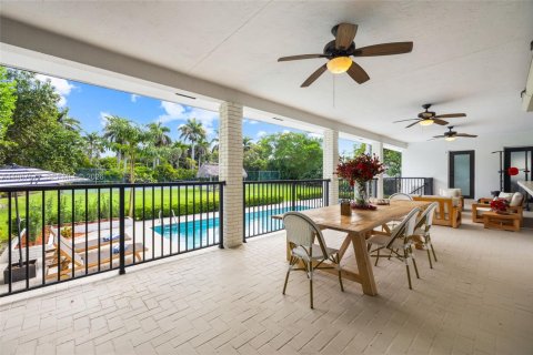 Villa ou maison à vendre à Palmetto Bay, Floride: 5 chambres, 303.42 m2 № 2048934 - photo 19