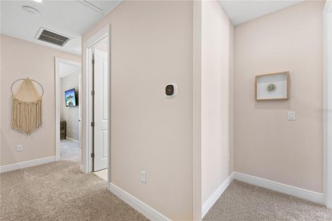 Townhouse in LAKESHORE in Winter Garden, Florida 4 bedrooms, 235.88 sq.m. № 1918862 - photo 26
