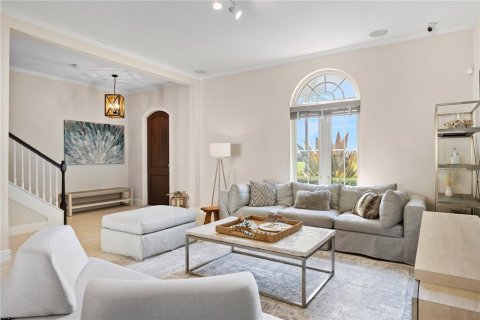 Townhouse in LAKESHORE in Winter Garden, Florida 4 bedrooms, 235.88 sq.m. № 1918862 - photo 10