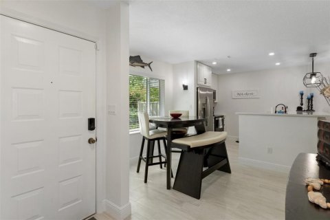 Condo in Crystal River, Florida, 2 bedrooms  № 1324052 - photo 11