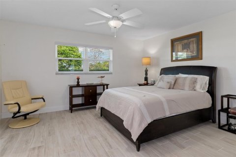 Condo in Crystal River, Florida, 2 bedrooms  № 1324052 - photo 28