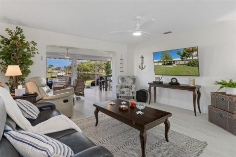Condo in Crystal River, Florida, 2 bedrooms  № 1324052 - photo 20