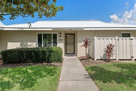 Condo in Crystal River, Florida, 2 bedrooms  № 1324052 - photo 1