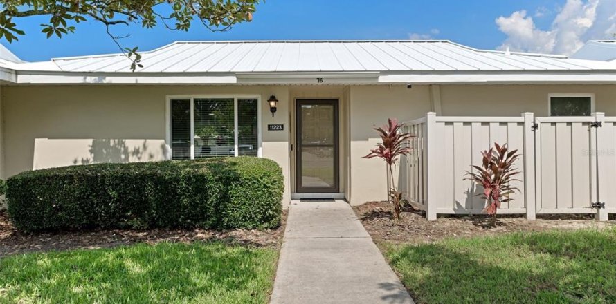 Condo in Crystal River, Florida, 2 bedrooms  № 1324052