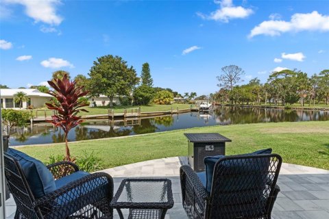 Condo in Crystal River, Florida, 2 bedrooms  № 1324052 - photo 3