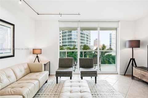 Condo in Fort Lauderdale, Florida, 2 bedrooms  № 2404172 - photo 6