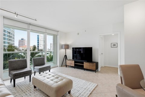 Condo in Fort Lauderdale, Florida, 2 bedrooms  № 2404172 - photo 5